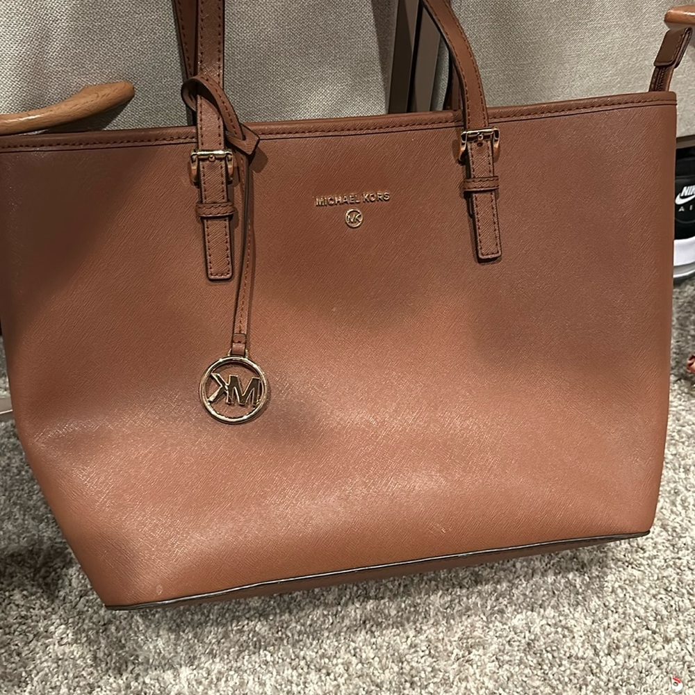 Micheal kors like new